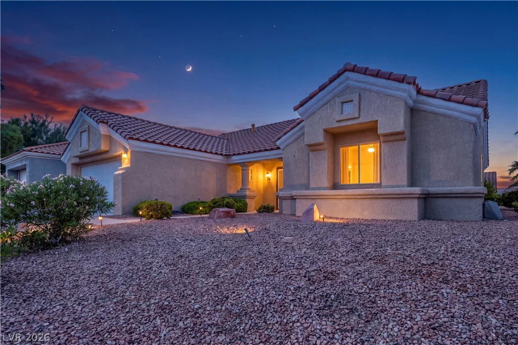 9912 Rosamond, Las Vegas, NV 89134
