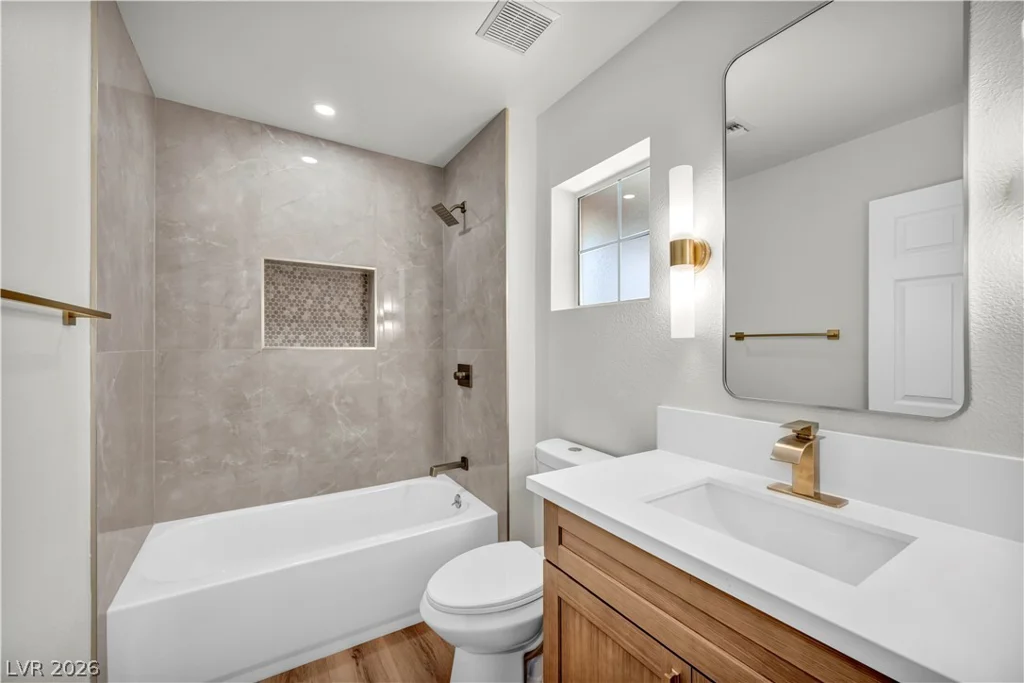 9912 Rosamond, Las Vegas, NV 89134