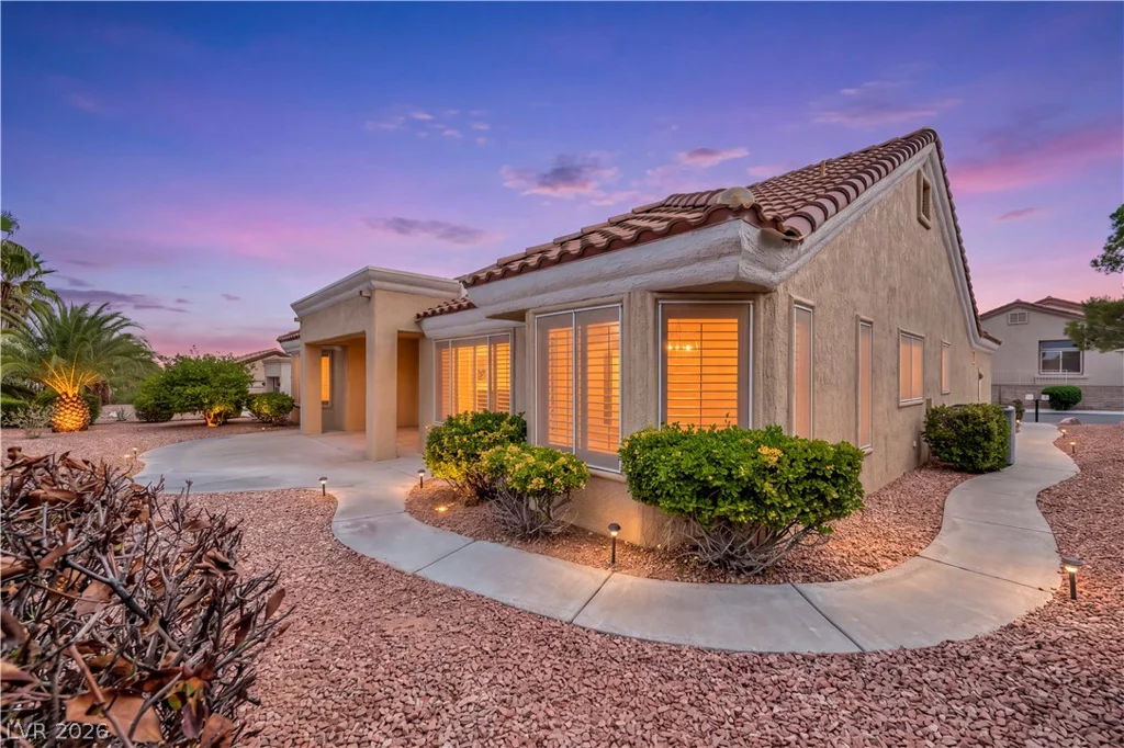9912 Rosamond, Las Vegas, NV 89134