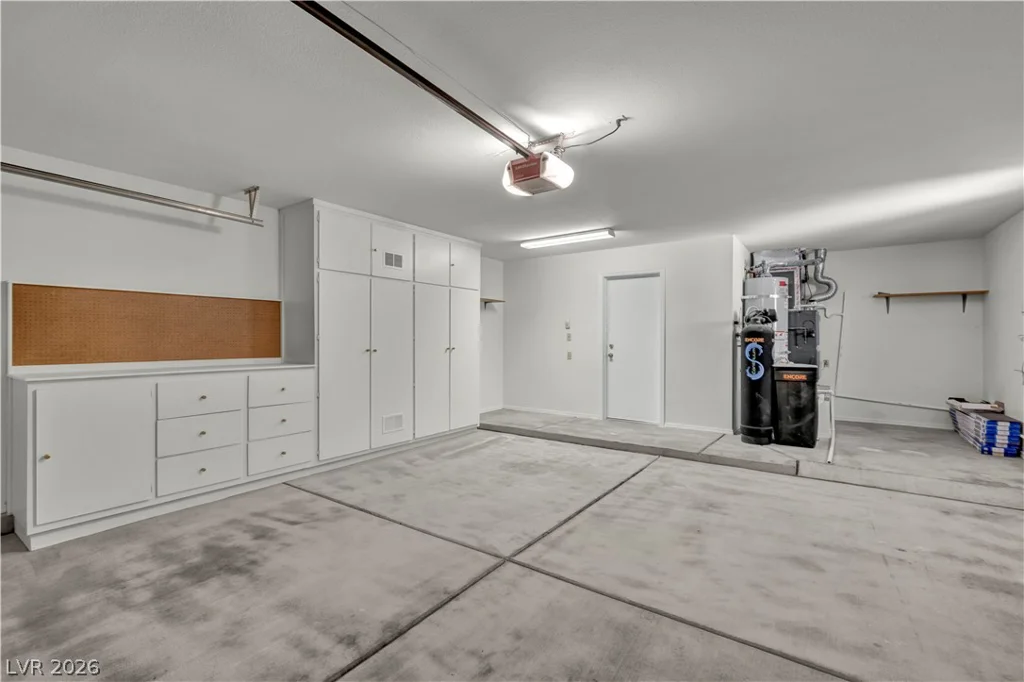 9912 Rosamond, Las Vegas, NV 89134