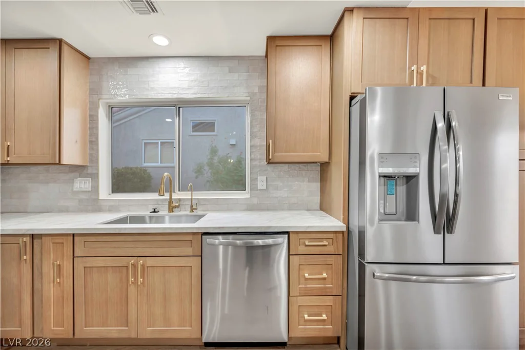 9912 Rosamond, Las Vegas, NV 89134