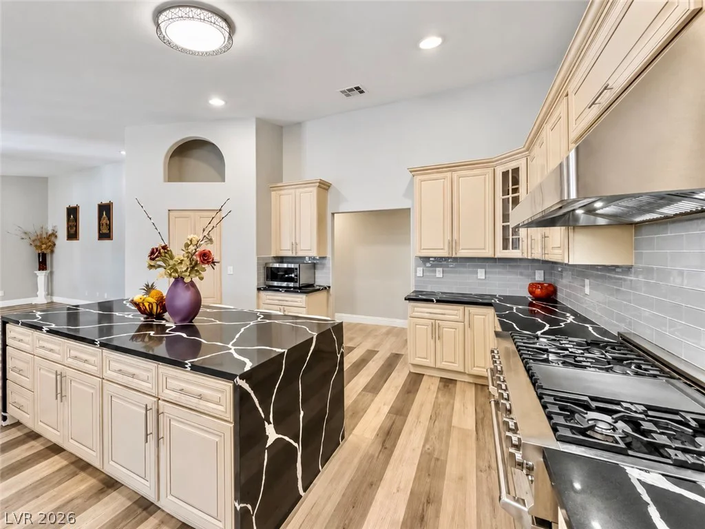 3272 Crystal Palm, Las Vegas, NV 89117