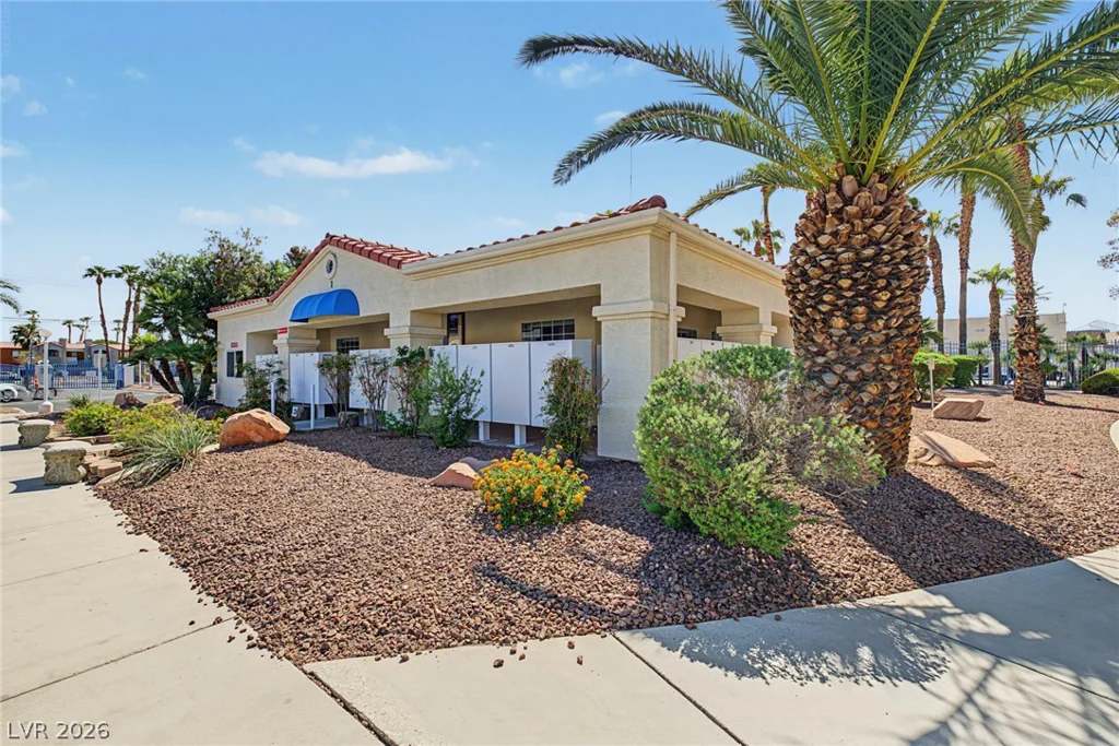 2725 Nellis, Las Vegas, NV 89121