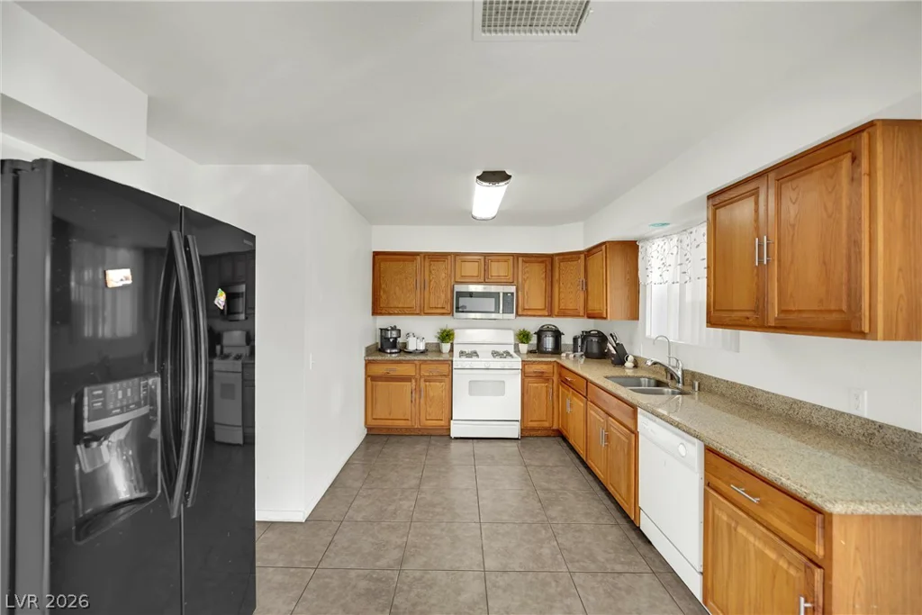 5230 Morris, Las Vegas, NV 89122