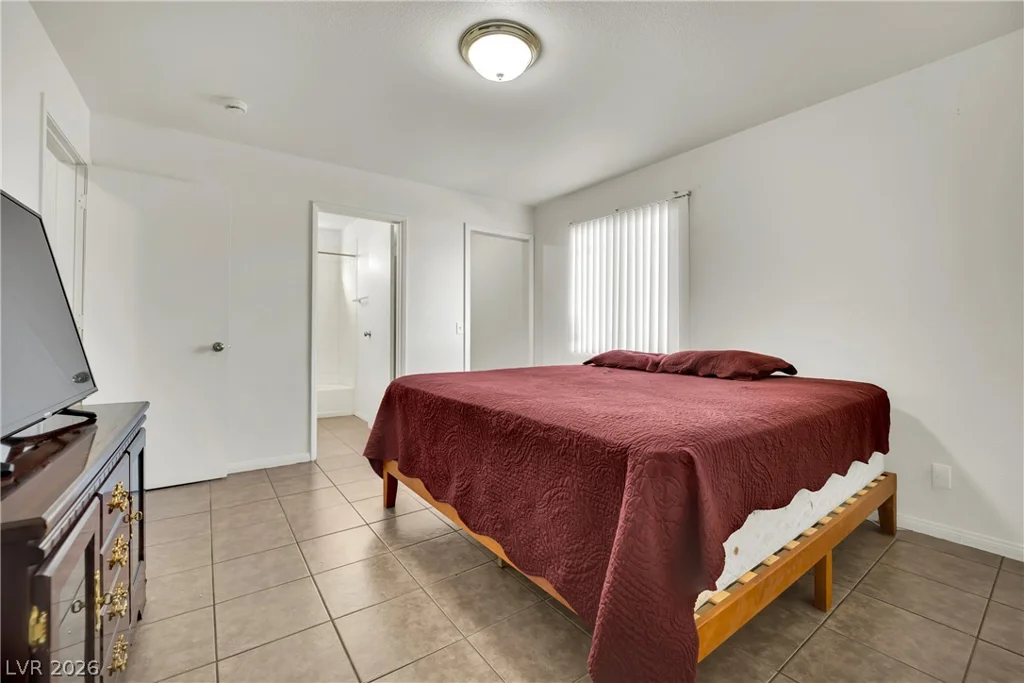 5230 Morris, Las Vegas, NV 89122