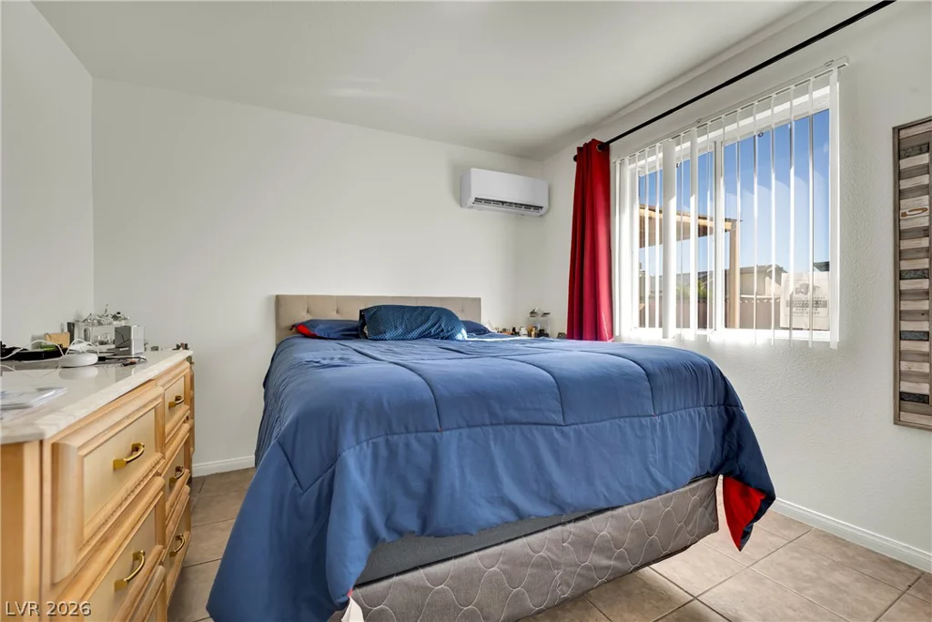 5230 Morris, Las Vegas, NV 89122