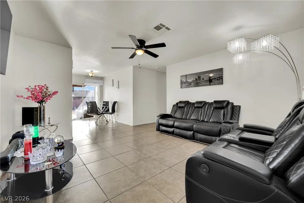 5230 Morris, Las Vegas, NV 89122