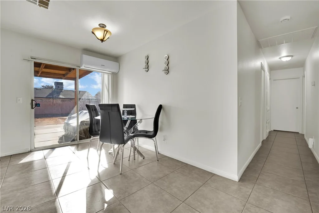 5230 Morris, Las Vegas, NV 89122