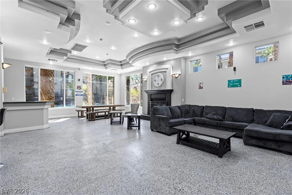 7185 Durango, Las Vegas, NV 89113