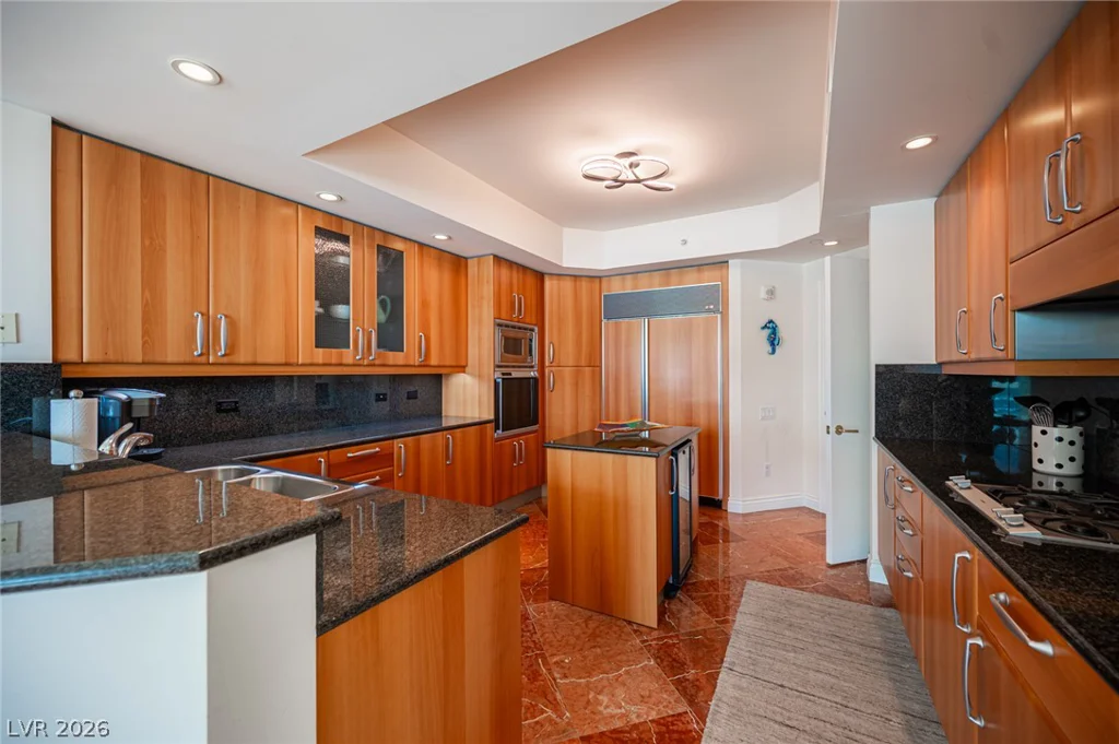 2857 Paradise, Las Vegas, NV 89109