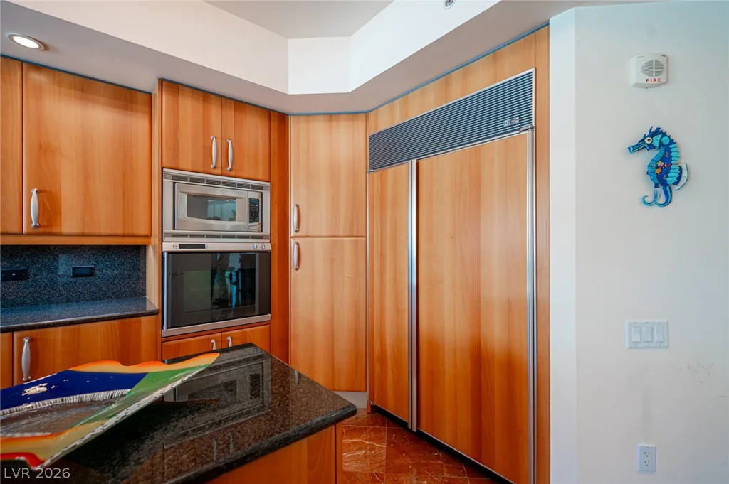 2857 Paradise, Las Vegas, NV 89109
