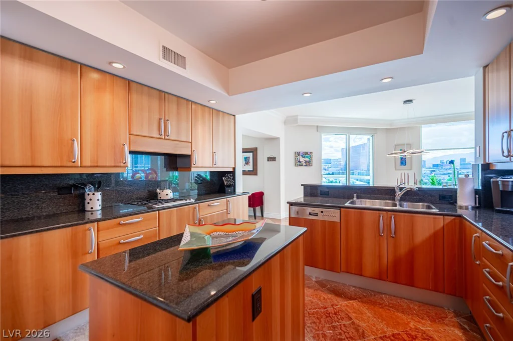 2857 Paradise, Las Vegas, NV 89109