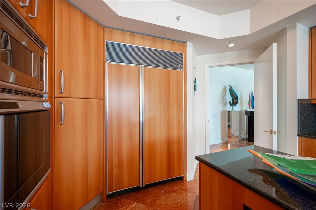 2857 Paradise, Las Vegas, NV 89109