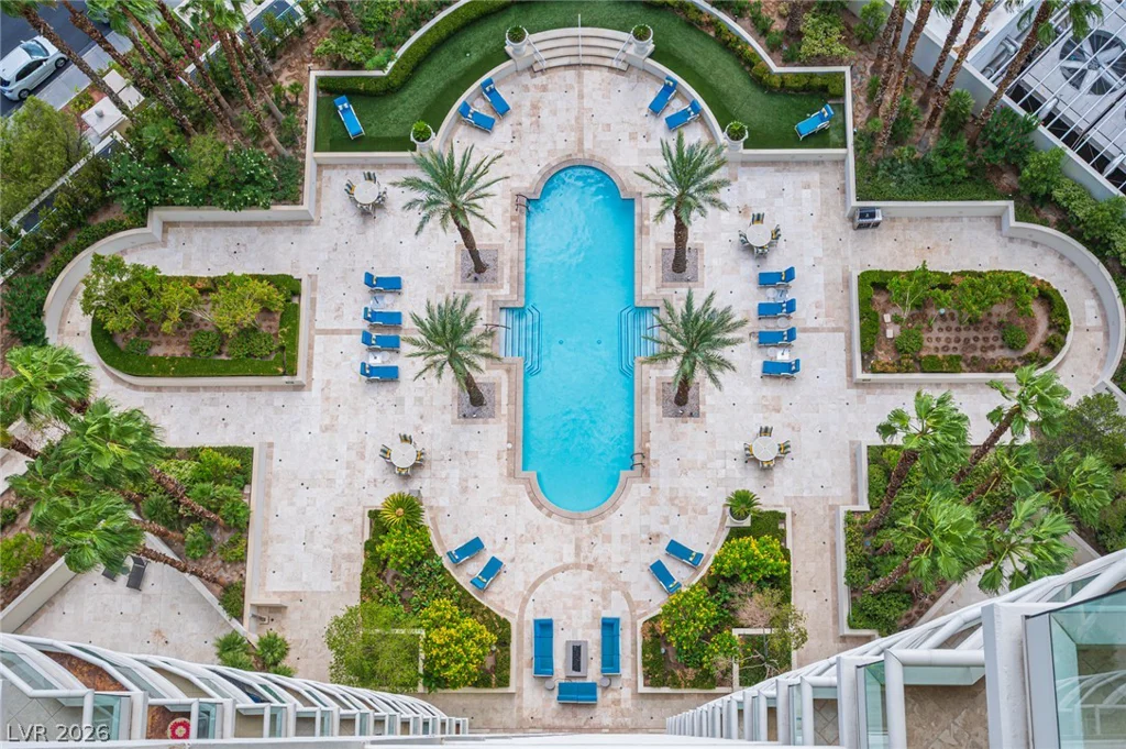 2857 Paradise, Las Vegas, NV 89109