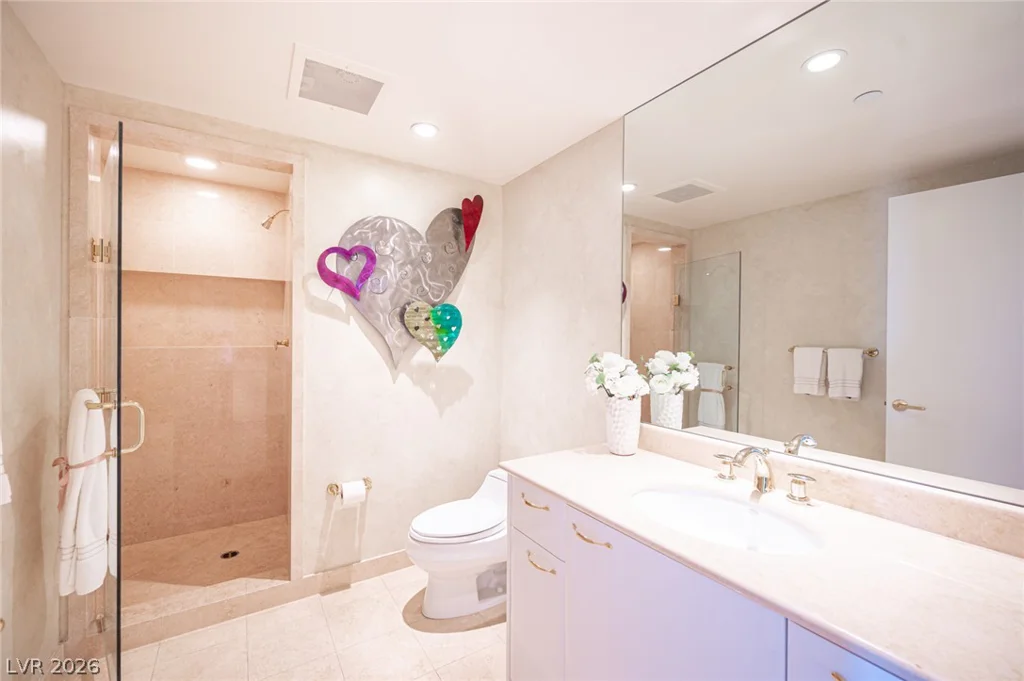 2857 Paradise, Las Vegas, NV 89109