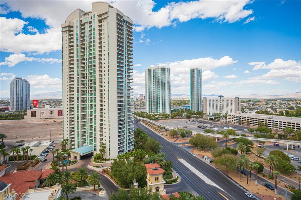 2857 Paradise, Las Vegas, NV 89109