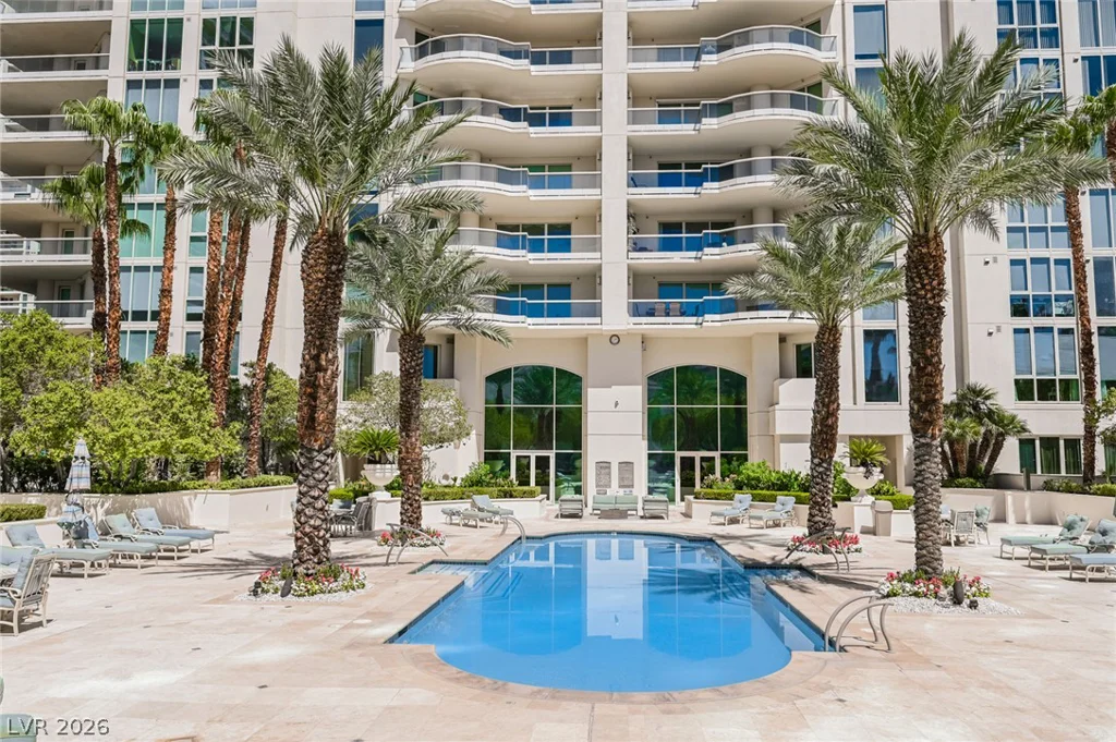 2857 Paradise, Las Vegas, NV 89109