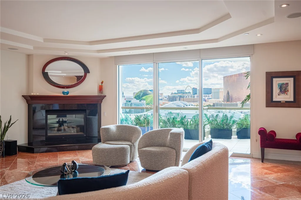 2857 Paradise, Las Vegas, NV 89109