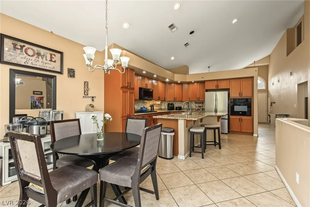 7021 Albatross Attic, North Las Vegas, NV 89084