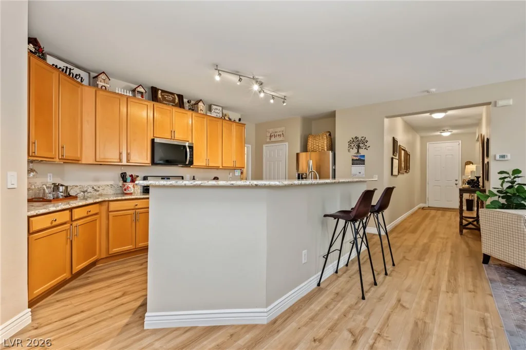 9182 Parkstone, Las Vegas, NV 89178