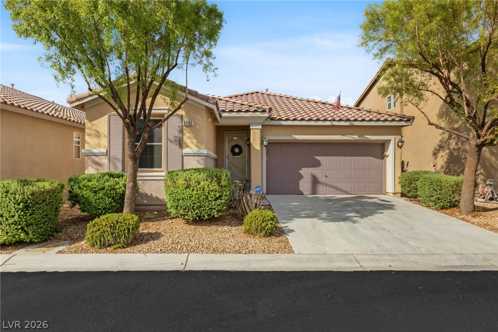 9182 Parkstone, Las Vegas, NV 89178