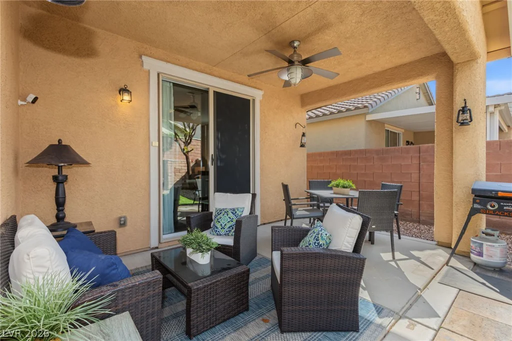 9182 Parkstone, Las Vegas, NV 89178