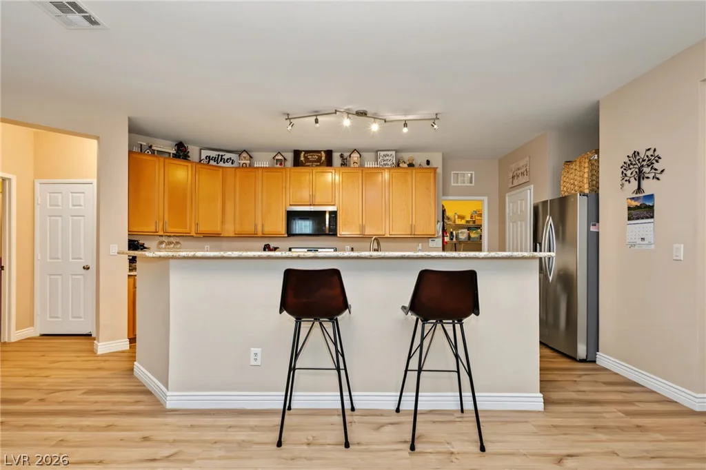 9182 Parkstone, Las Vegas, NV 89178