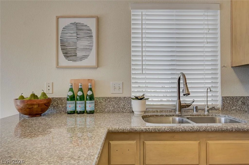 6553 Wild River, Las Vegas, NV 89108