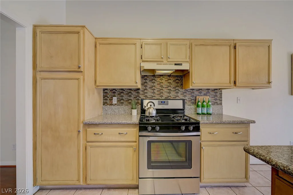 6553 Wild River, Las Vegas, NV 89108
