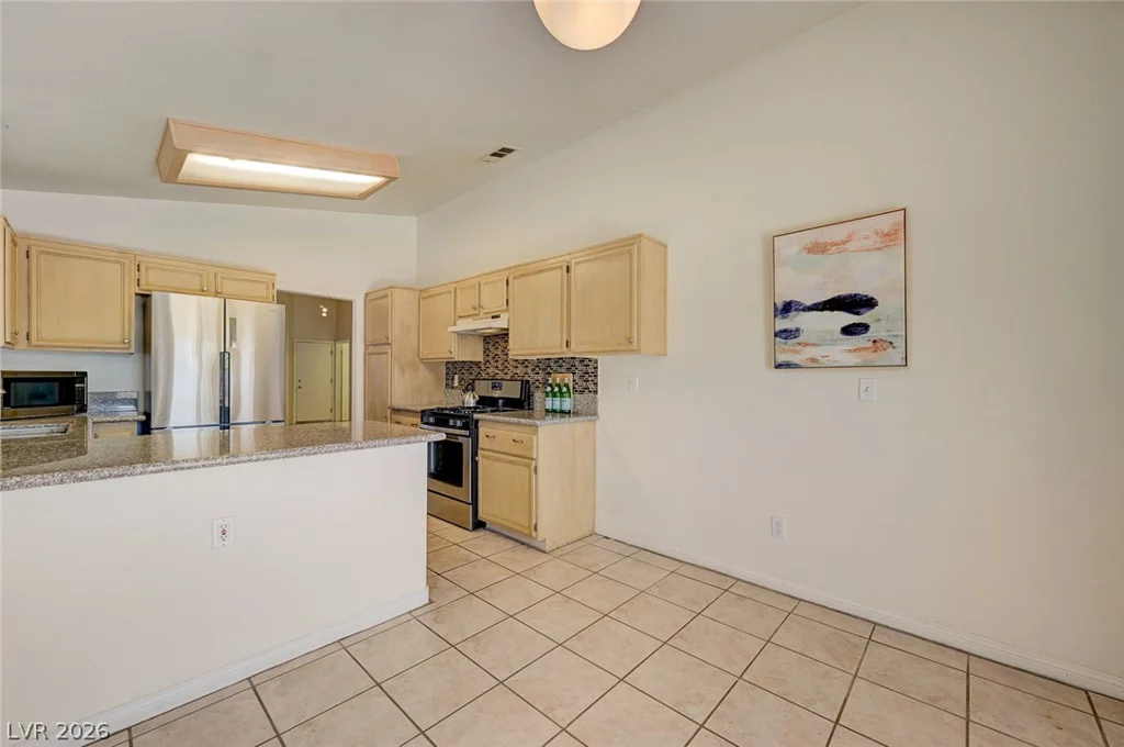 6553 Wild River, Las Vegas, NV 89108