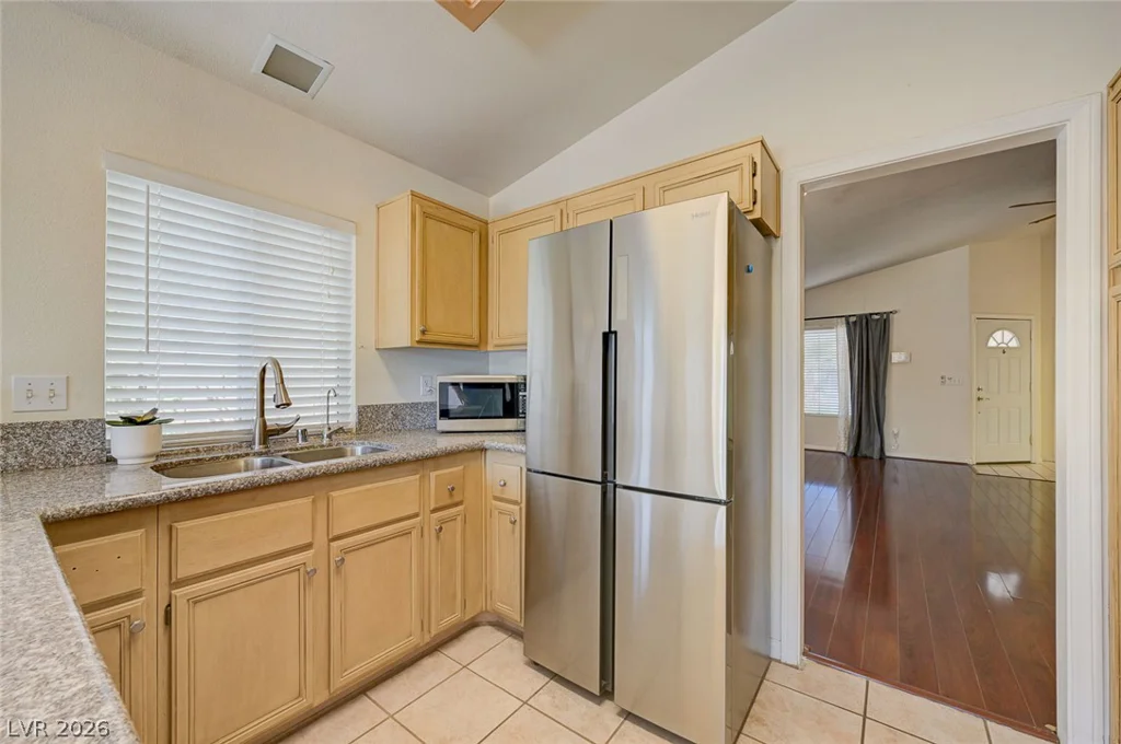 6553 Wild River, Las Vegas, NV 89108
