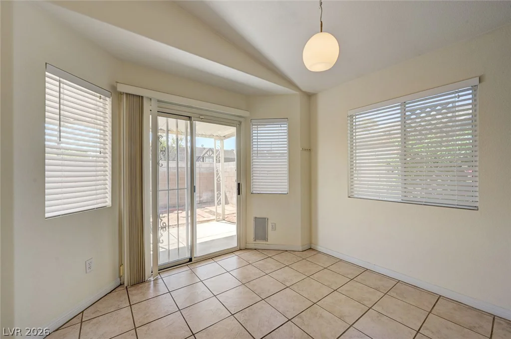 6553 Wild River, Las Vegas, NV 89108