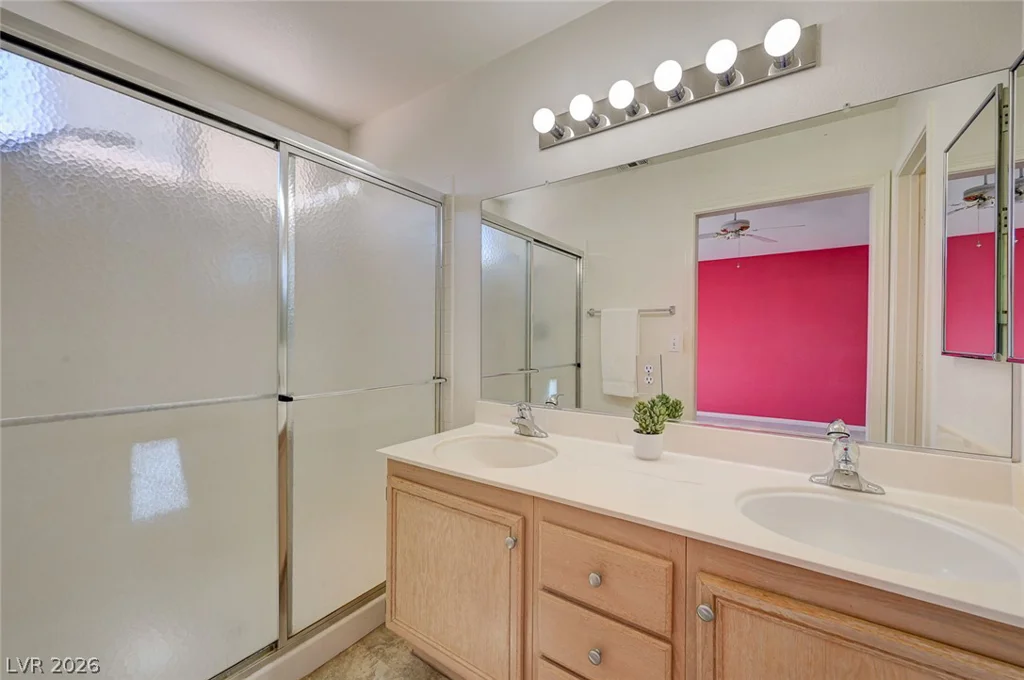 6553 Wild River, Las Vegas, NV 89108