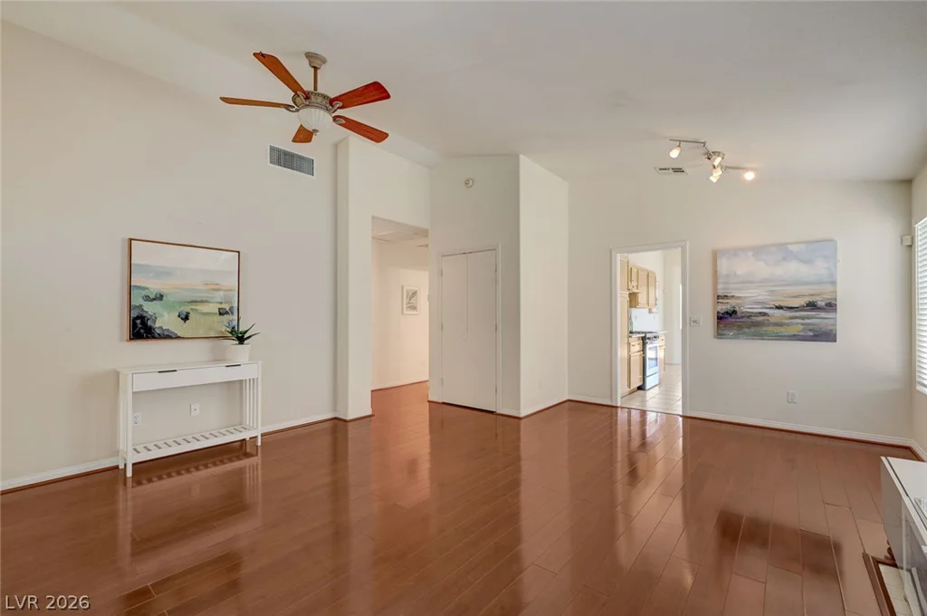 6553 Wild River, Las Vegas, NV 89108