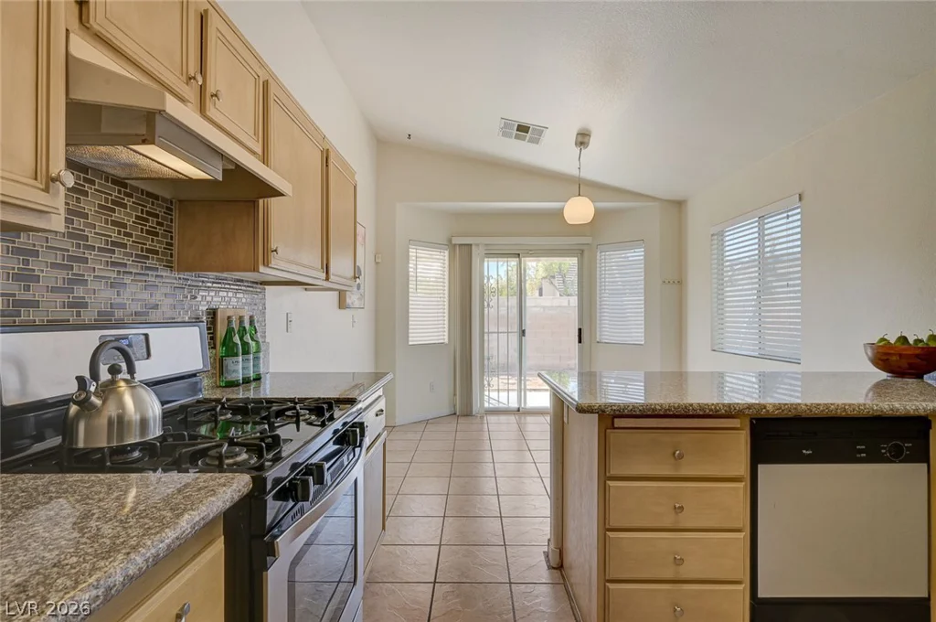 6553 Wild River, Las Vegas, NV 89108