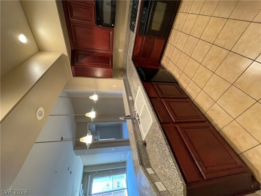32 Serene, Las Vegas, NV 89123