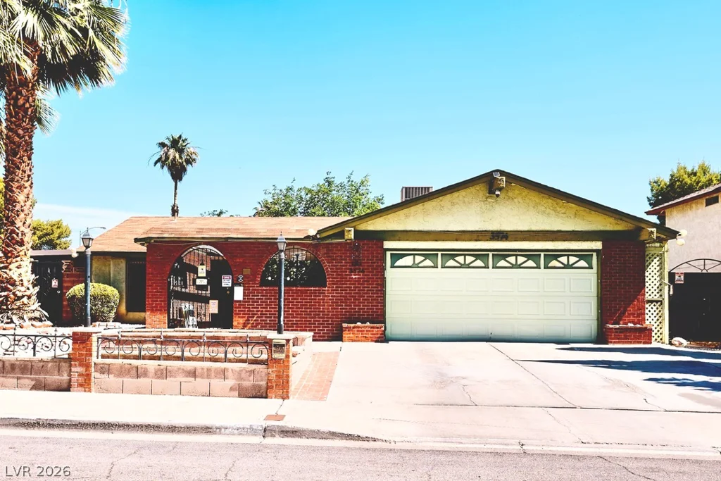 3574 Winner, Las Vegas, NV 89120
