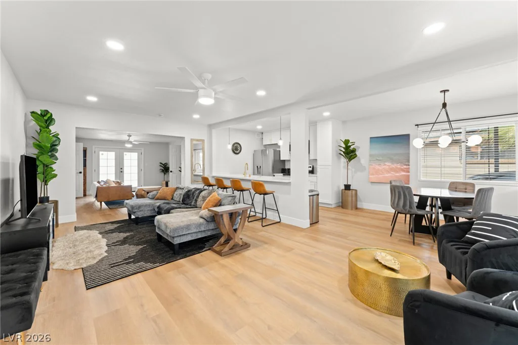 2112 Santa Ynez, Las Vegas, NV 89104