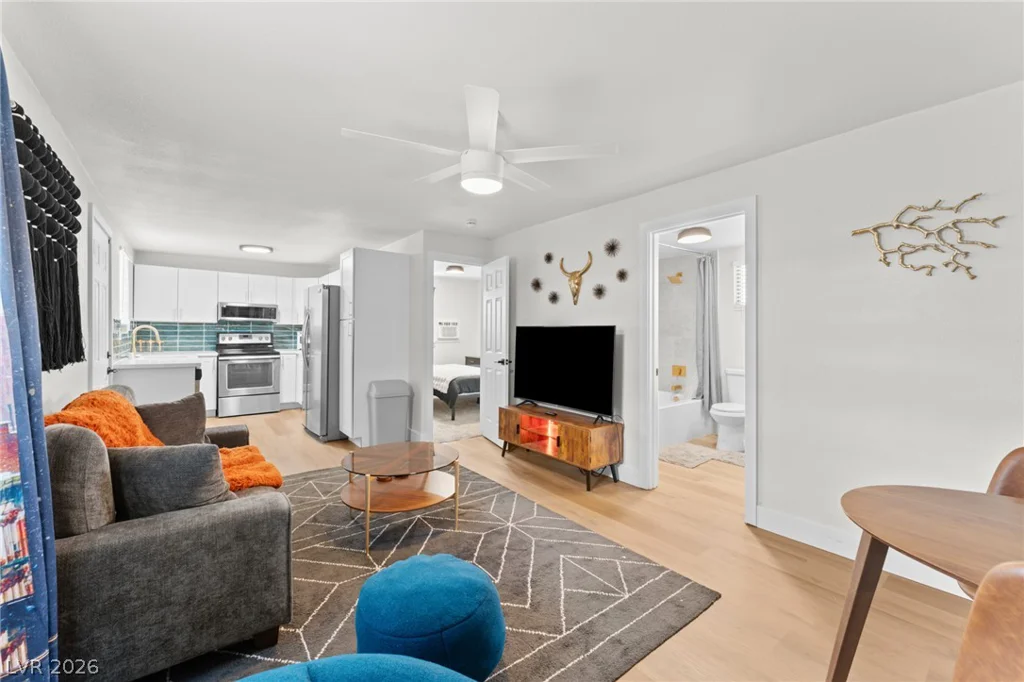 2112 Santa Ynez, Las Vegas, NV 89104