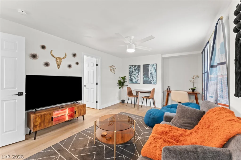 2112 Santa Ynez, Las Vegas, NV 89104