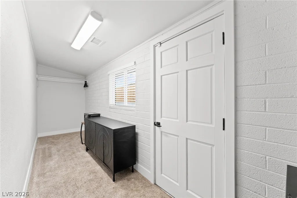2112 Santa Ynez, Las Vegas, NV 89104