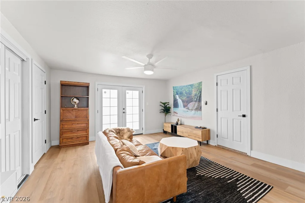2112 Santa Ynez, Las Vegas, NV 89104