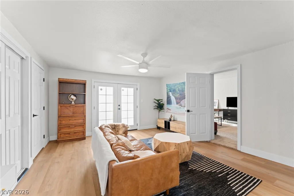 2112 Santa Ynez, Las Vegas, NV 89104