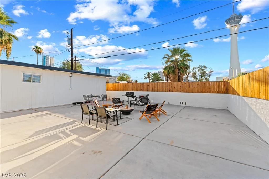 2112 Santa Ynez, Las Vegas, NV 89104