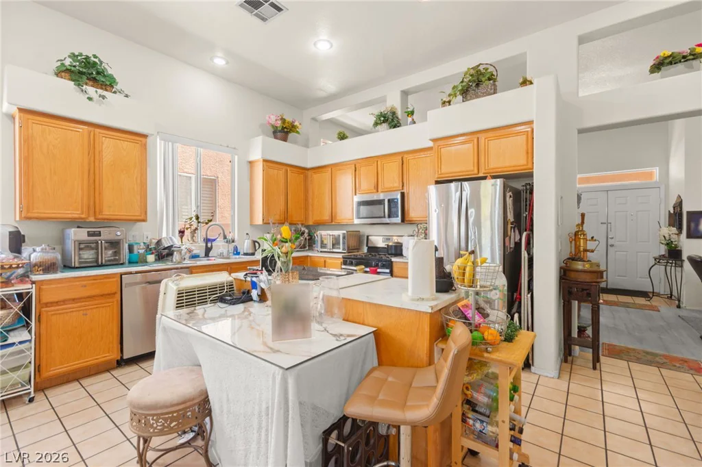 2364 Kenneth, Henderson, NV 89052