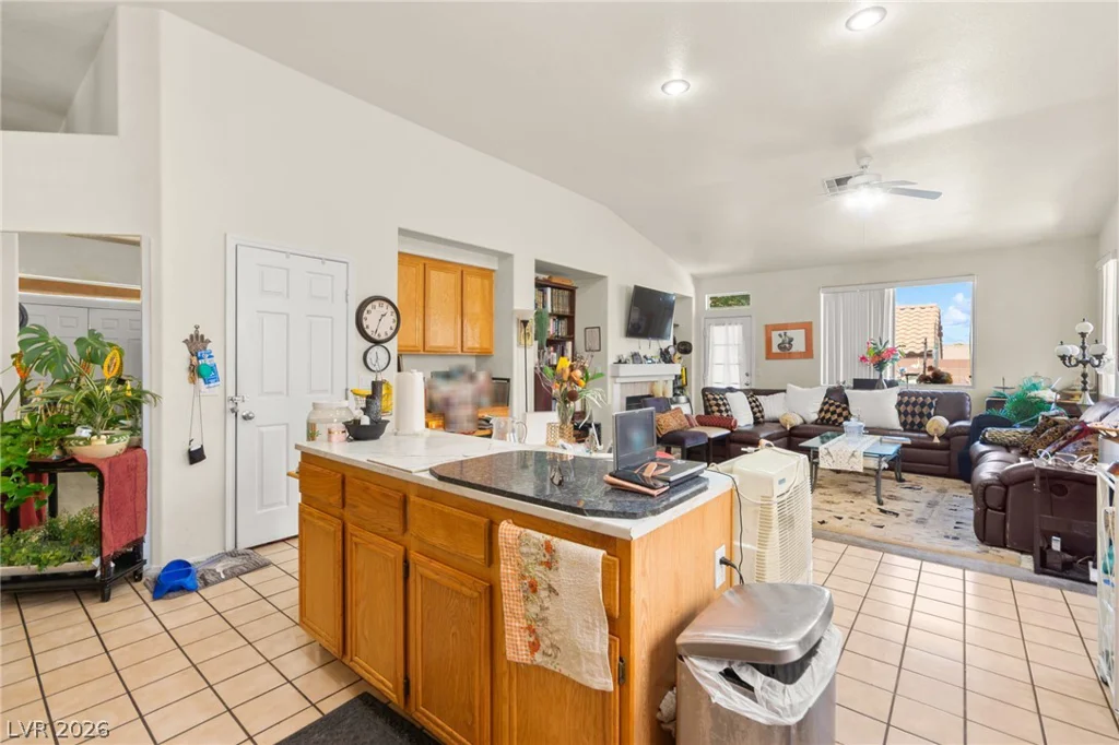 2364 Kenneth, Henderson, NV 89052