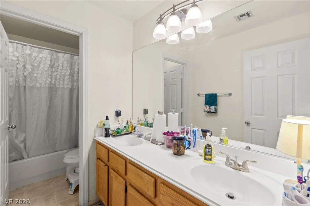 2364 Kenneth, Henderson, NV 89052