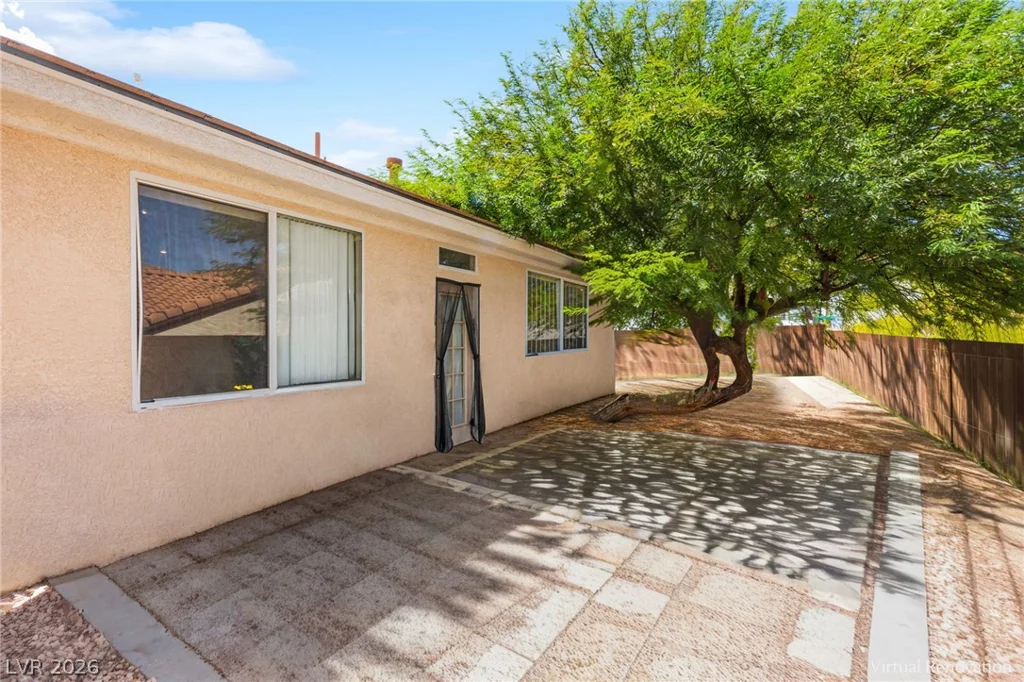 2364 Kenneth, Henderson, NV 89052