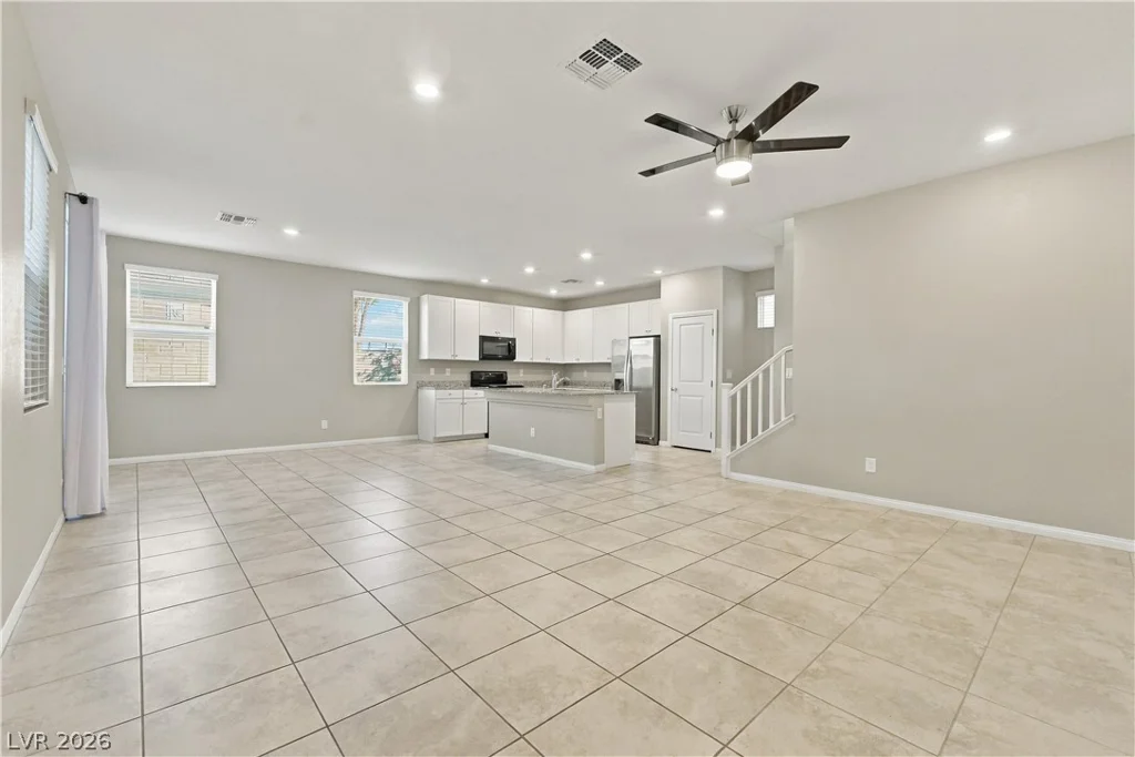 2922 Saltillo, Las Vegas, NV 89121