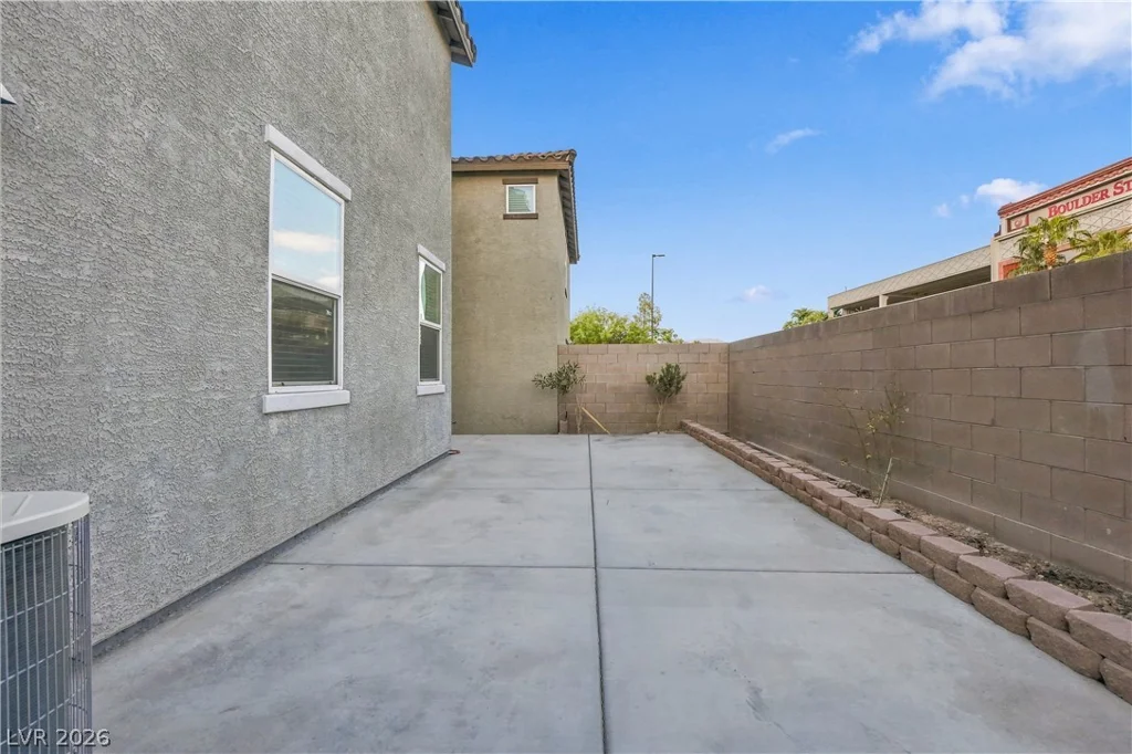 2922 Saltillo, Las Vegas, NV 89121
